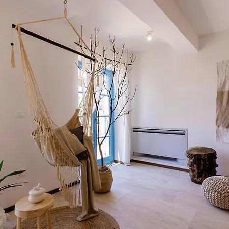 Villa Holiday In Vardica