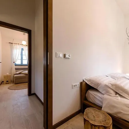 Villa Holiday In Vardica